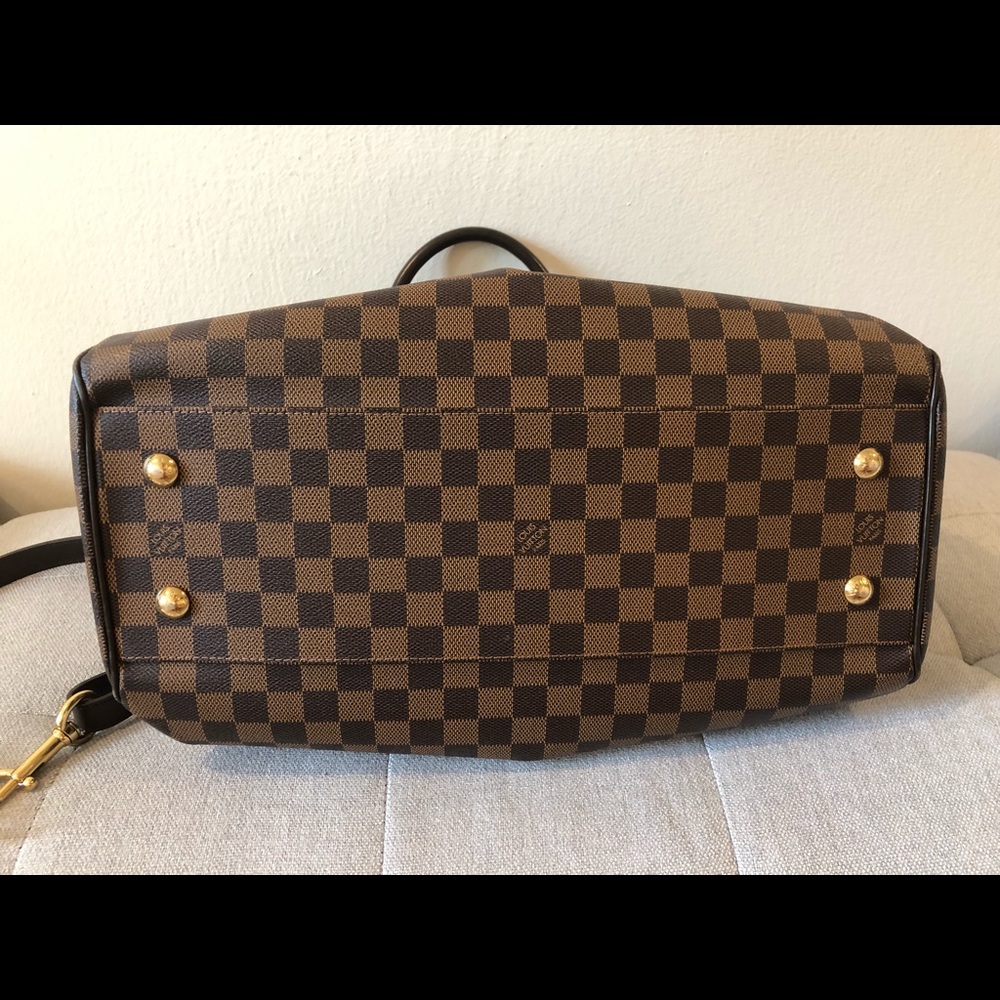 SOLD 🎉HOST PICK🎉Louis Vuitton Trevi GM - Picture 4 of 8